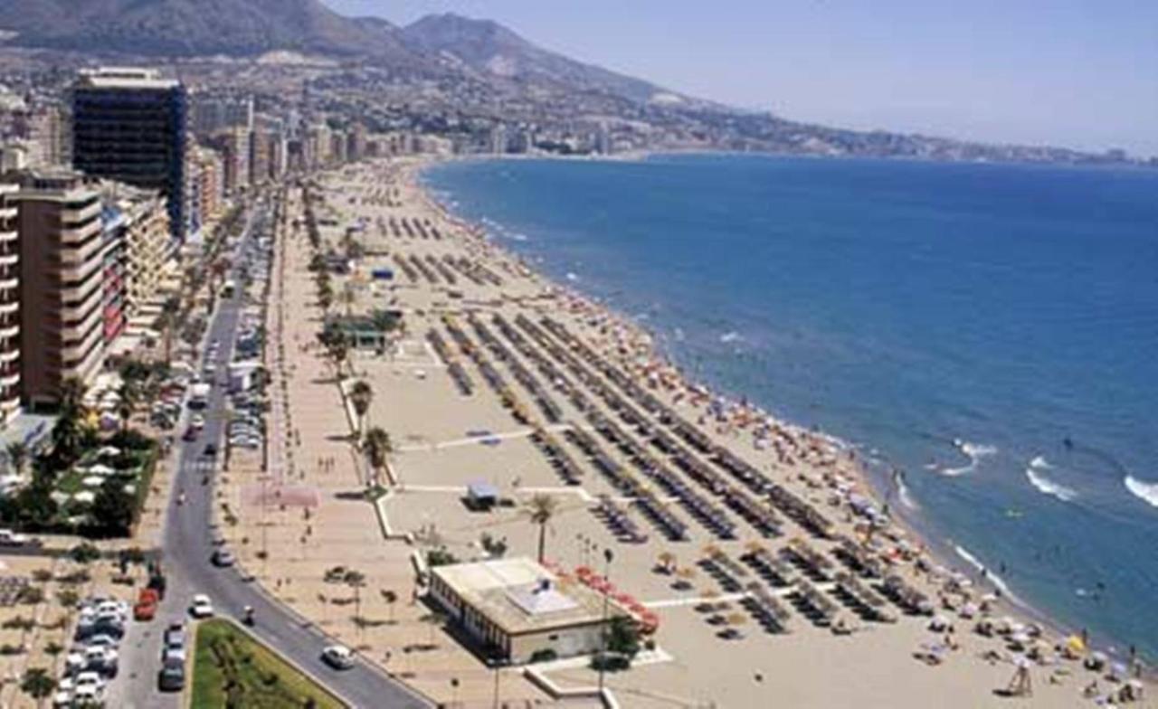 New City Penthouse Near Beach With Sunny Balcony فوينخيرولا المظهر الخارجي الصورة