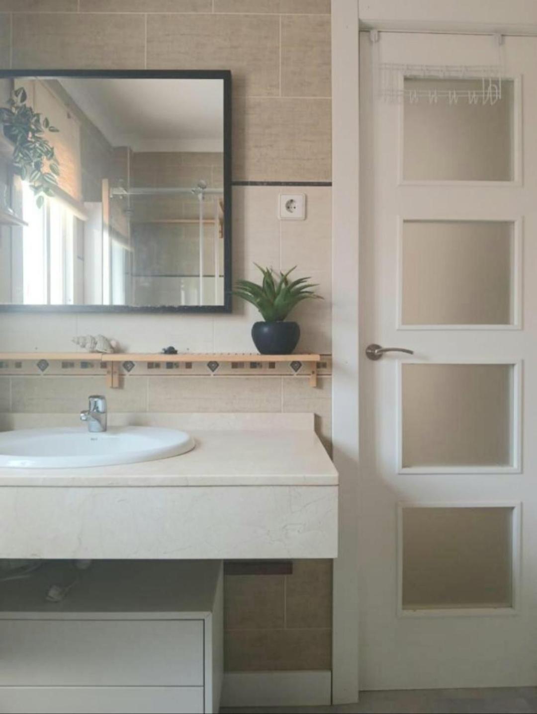 New City Penthouse Near Beach With Sunny Balcony فوينخيرولا المظهر الخارجي الصورة