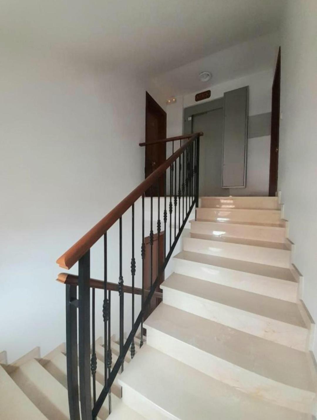 New City Penthouse Near Beach With Sunny Balcony فوينخيرولا المظهر الخارجي الصورة